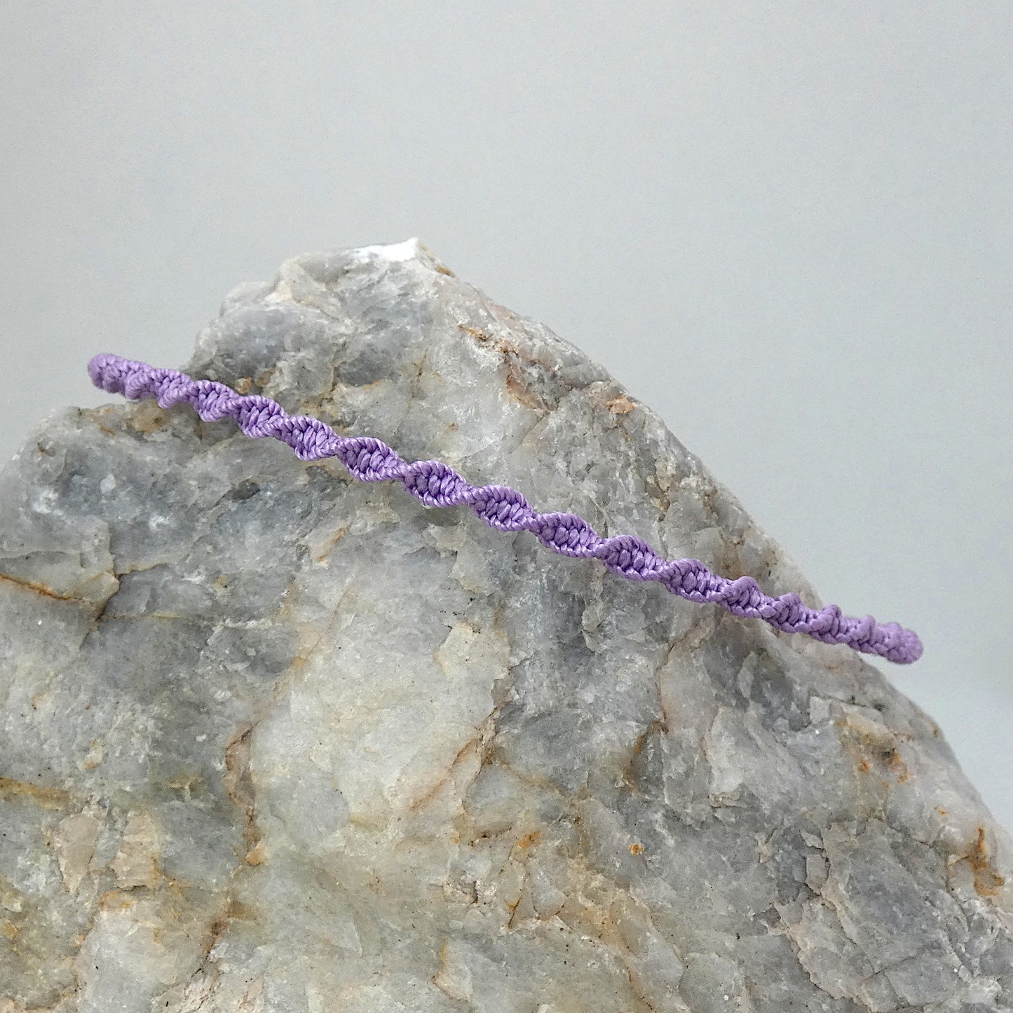 Orchid Purple Macramé Bracelet – Handmade Spiral Bracelet for Women, Soft Boho Jewellery, Adjustable Gift UK
