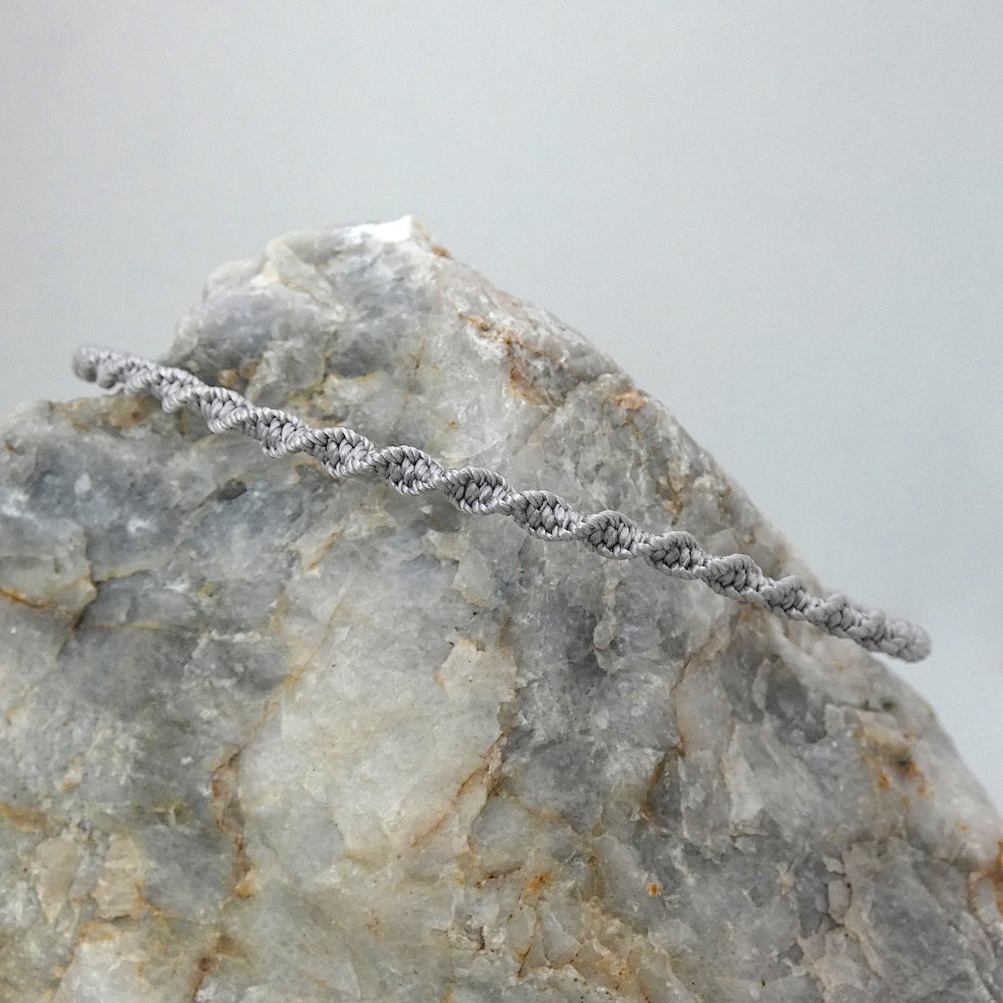 Silver Grey Macramé Bracelet – Handmade Spiral Braided Bracelet, Neutral Boho Jewellery, Adjustable Gift for Her UK
