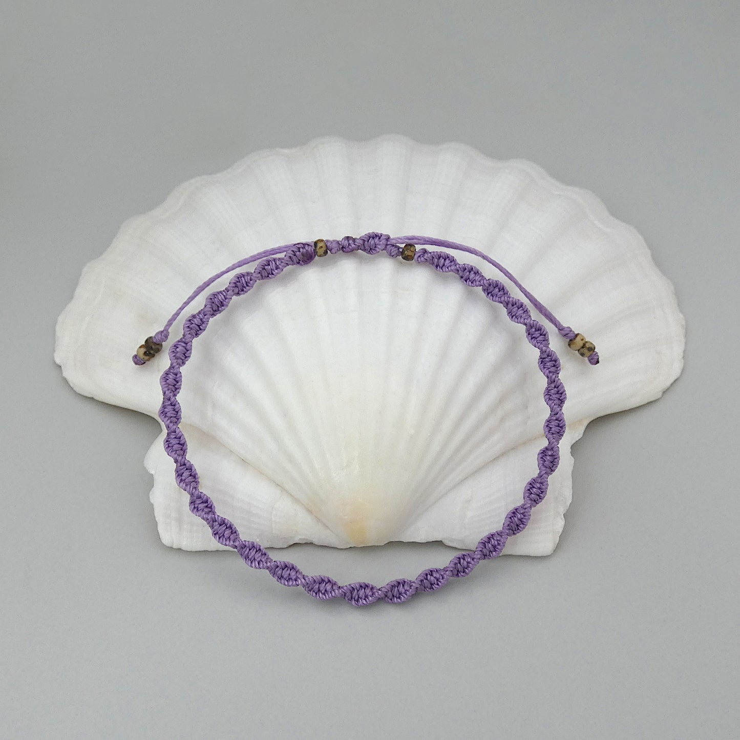 Orchid Purple Macramé Bracelet – Handmade Spiral Bracelet for Women, Soft Boho Jewellery, Adjustable Gift UK